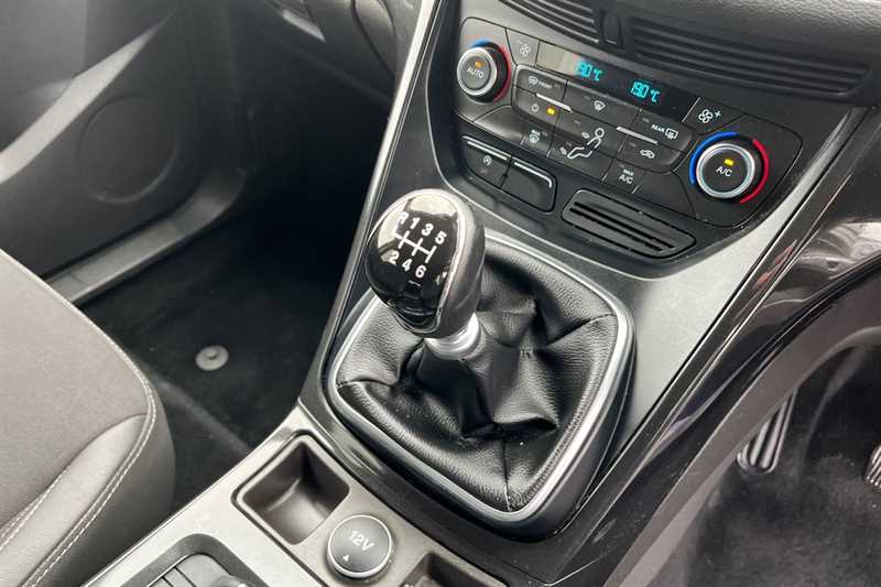 Used Ford Kuga 2018 for sale - 76242654: Photo 36