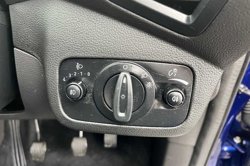 Used Ford Kuga 2018 for sale - 76242654: Photo 37