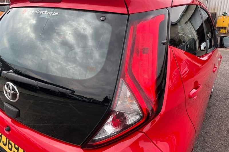 Used Toyota AYGO 2019 for sale - 76524485: Photo 32