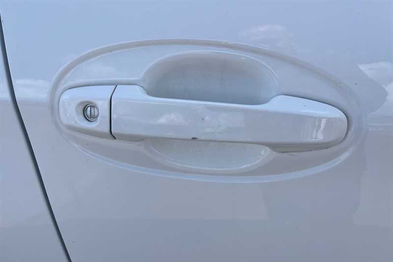 Used Toyota Yaris 2014 for sale - 78131180: Photo 33