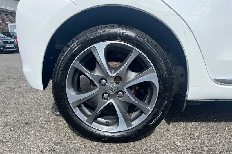 Used Toyota Yaris 2014 for sale - 78131180: Photo 9