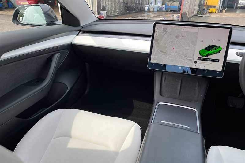 Used Tesla Model 3 2021 for sale - 76463307: Photo 14