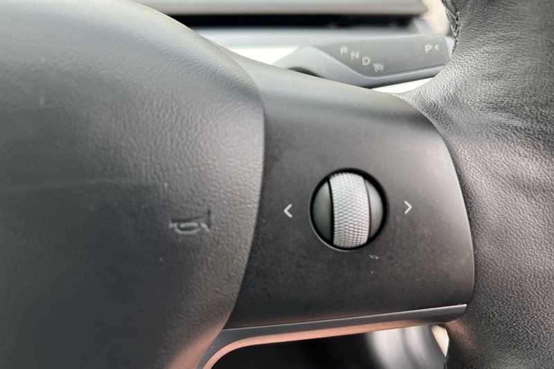 Used Tesla Model 3 2021 for sale - 76463307: Photo 22