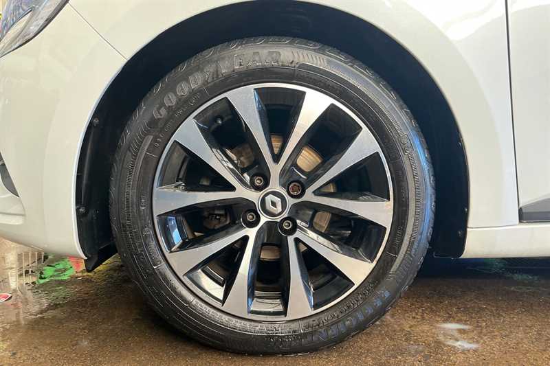 Used Renault Clio 2022 for sale - 78139061: Photo 9