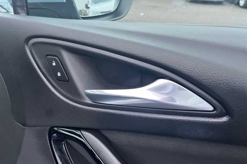 Used Vauxhall Astra 2019 for sale - 77416121: Photo 38