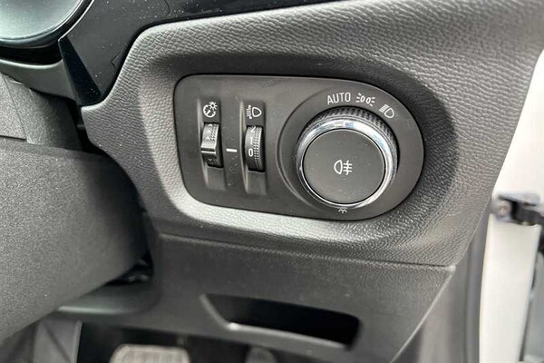 Used Vauxhall Corsa 2025 for sale - 76062447: Photo 36