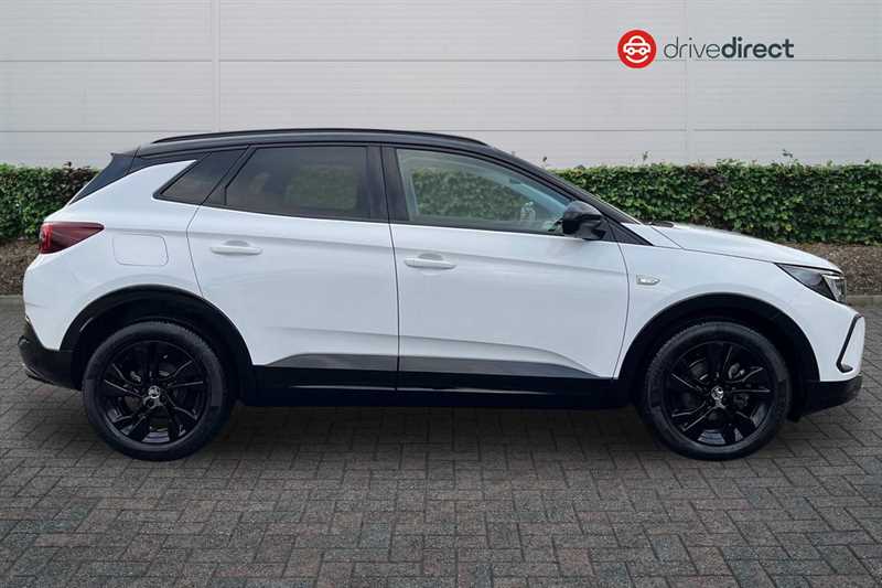 Used Vauxhall Grandland 2022 for sale - 76755548: Photo 2