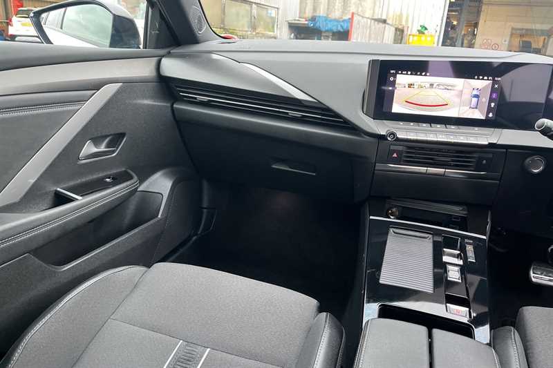 Used Vauxhall Astra 2024 for sale - 76852624: Photo 14