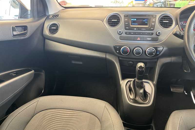 Used Hyundai i10 2019 for sale - 76525227: Photo 14