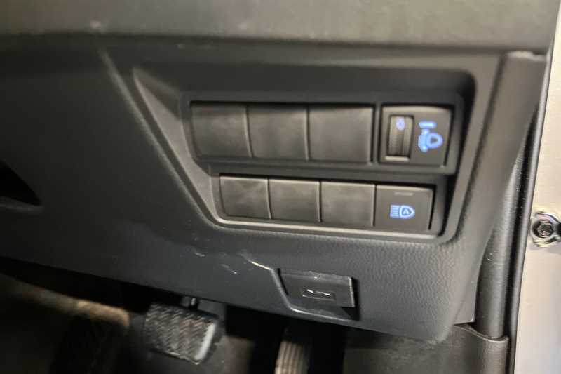 Used Toyota Yaris 2020 for sale - 77309809: Photo 36