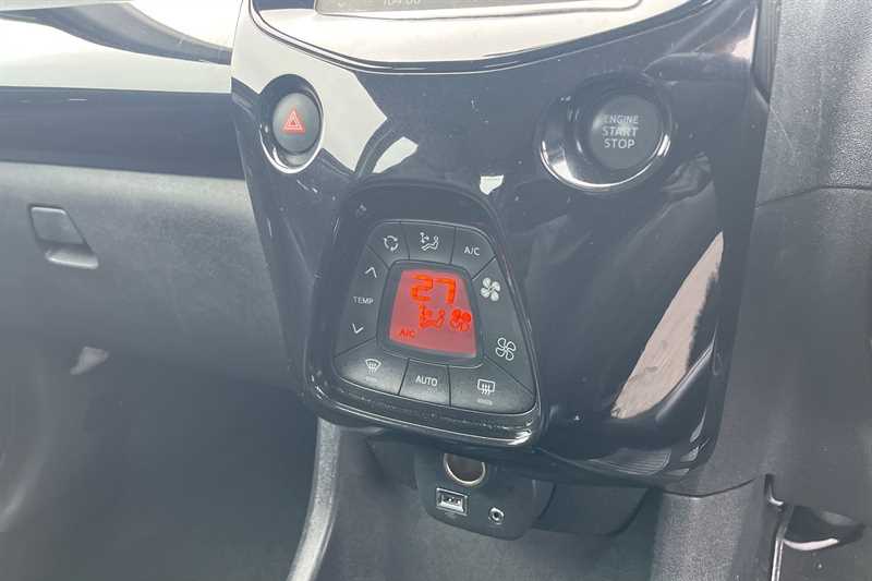 Used Toyota AYGO 2014 for sale - 77295649: Photo 15