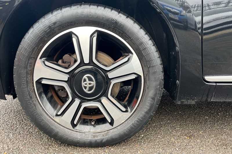 Used Toyota AYGO 2014 for sale - 77295649: Photo 9