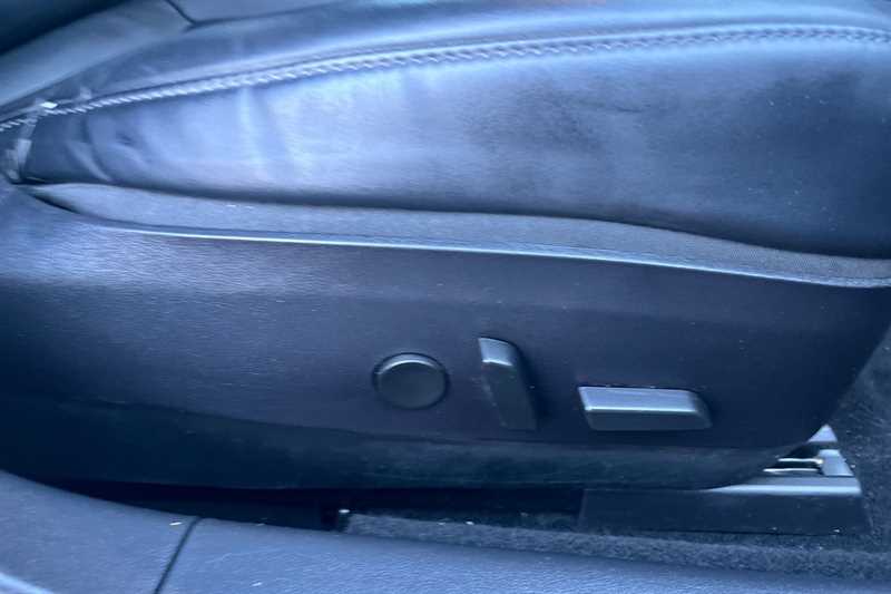 Used Tesla Model 3 for sale - 77348707: Photo 26