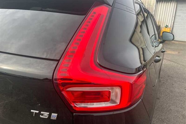 Used Volvo XC40 2020 for sale - 75723081: Photo 32