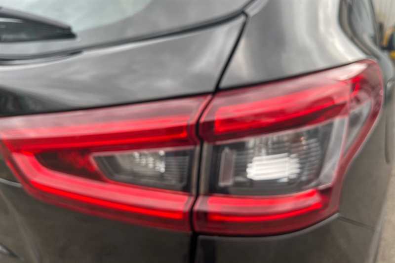 Used Nissan Qashqai 2018 for sale - 77944759: Photo 32