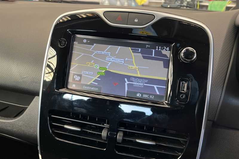 Used Renault Clio 2015 for sale - 77322227: Photo 18