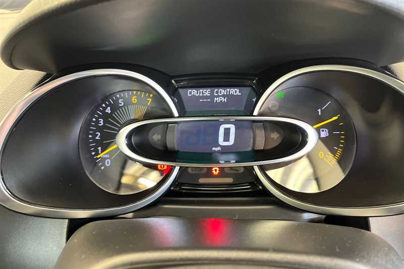 Used Renault Clio 2015 for sale - 77322227: Photo 20