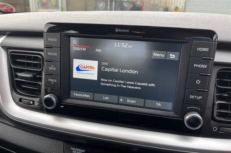 Used Kia Stonic for sale - 76733668: Photo 17