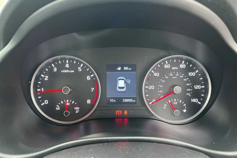 Used Kia Stonic 2018 for sale - 76530665: Photo 20