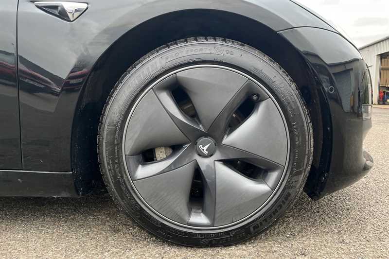 Used Tesla Model 3 2019 for sale - 77486133: Photo 12