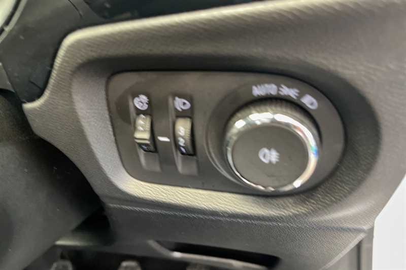 Used Vauxhall Corsa 2024 for sale - 76853277: Photo 36