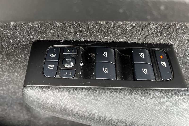 Used Volvo XC40 2021 for sale - 77554811: Photo 16