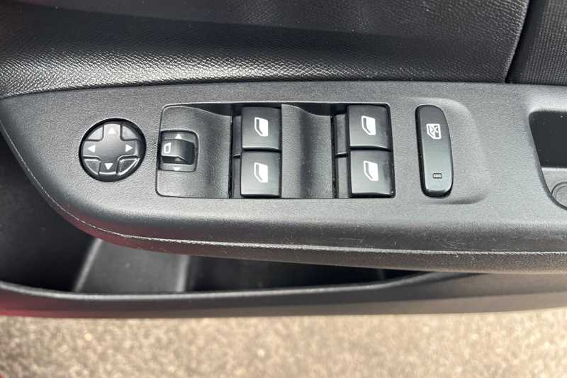 Used Vauxhall Corsa 2023 for sale - 78075805: Photo 16