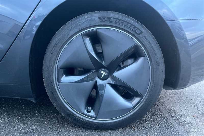 Used Tesla Model 3 2019 for sale - 77362505: Photo 10