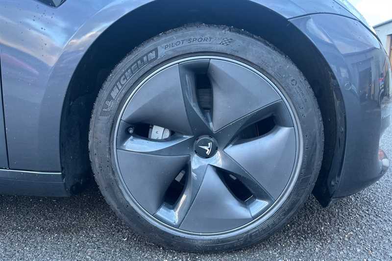 Used Tesla Model 3 2019 for sale - 77362505: Photo 12