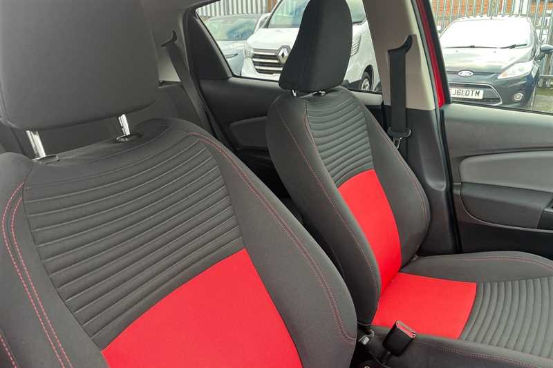 Used Toyota Yaris 2015 for sale - 77553925: Photo 23