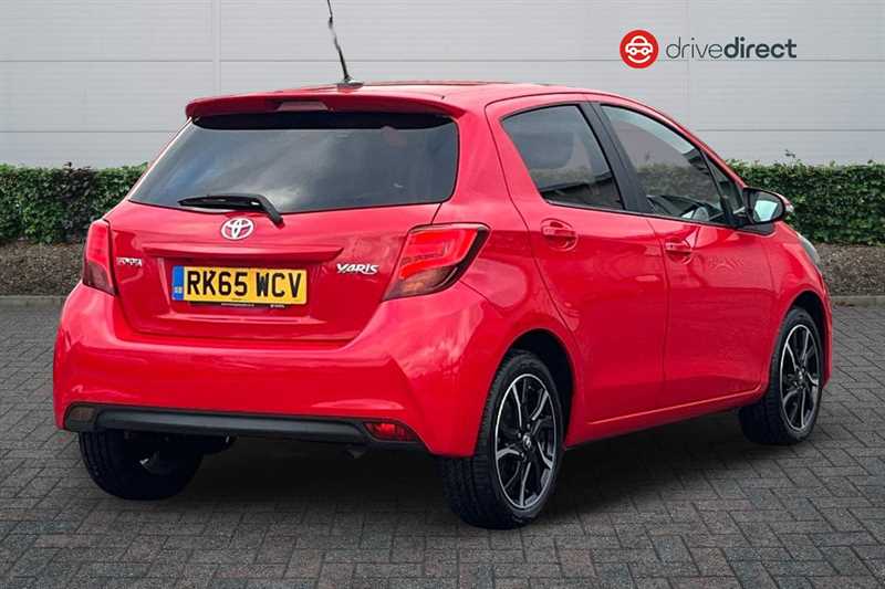 Used Toyota Yaris 2015 for sale - 77553925: Photo 3