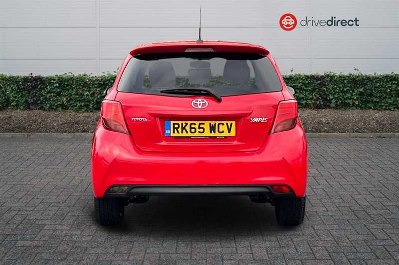 Used Toyota Yaris 2015 for sale - 77553925: Photo 4