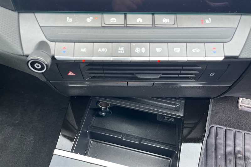 Used Vauxhall Astra 2024 for sale - 76732658: Photo 15