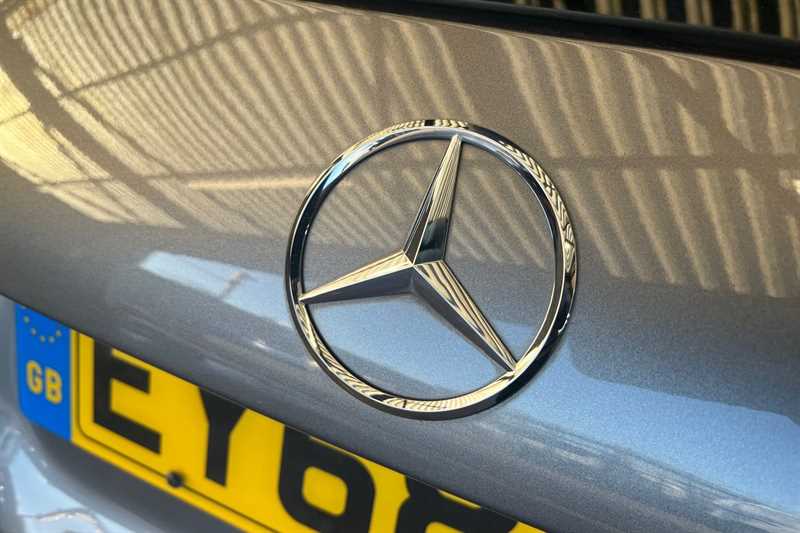 Used Mercedes-Benz A-Class 2018 for sale - 76902973: Photo 30