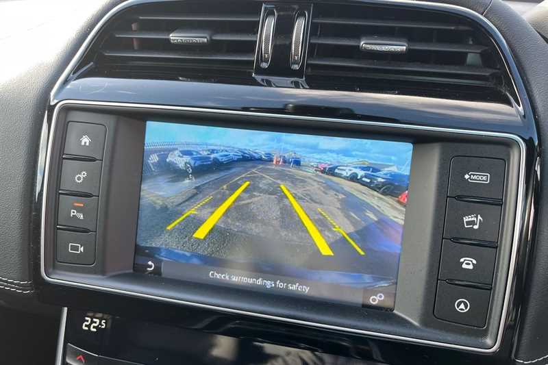 Used Jaguar XE 2016 for sale - 77787772: Photo 19