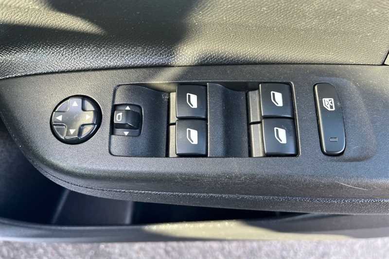 Used Vauxhall Corsa 2023 for sale - 76857669: Photo 16