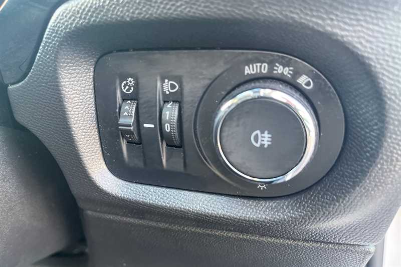 Used Vauxhall Corsa 2023 for sale - 76857669: Photo 36