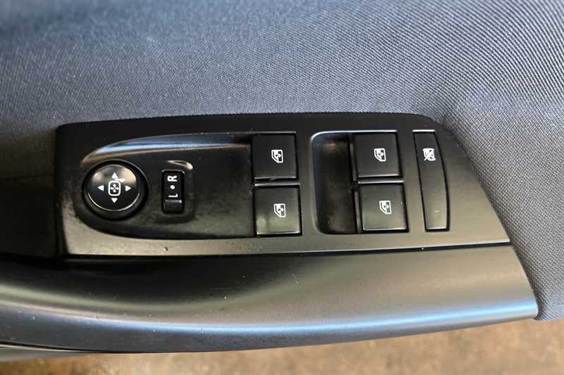 Used Vauxhall Astra 2017 for sale - 76088223: Photo 16