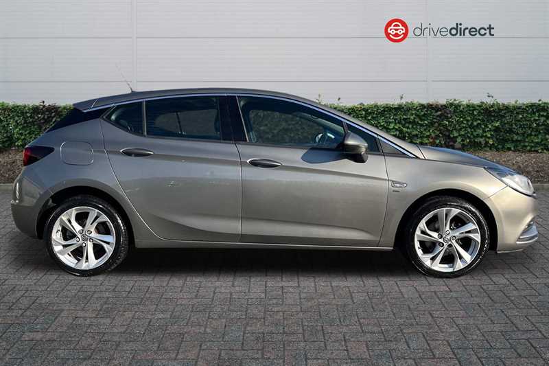 Used Vauxhall Astra 2017 for sale - 76088223: Photo 2