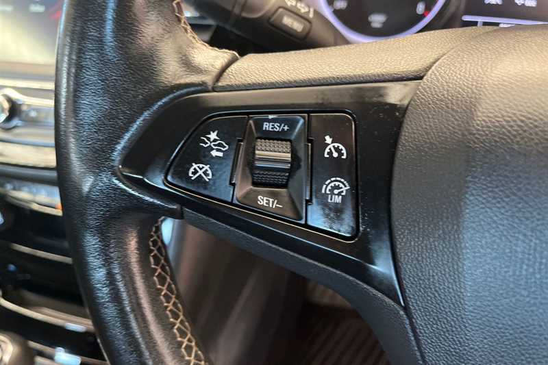 Used Vauxhall Astra 2017 for sale - 76088223: Photo 21