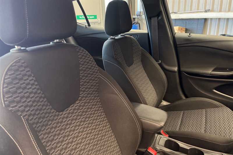 Used Vauxhall Astra 2017 for sale - 76088223: Photo 23