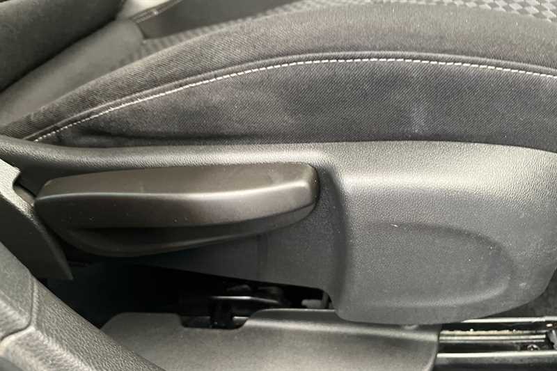 Used Vauxhall Astra 2017 for sale - 76088223: Photo 26