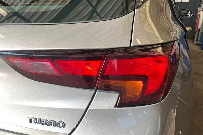 Used Vauxhall Astra 2017 for sale - 76088223: Photo 32