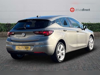 Used Vauxhall Astra 2017 for sale - 76088223: Photo 3