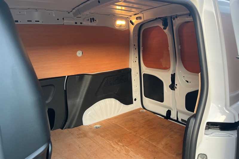 Used Vauxhall Combo 2024 for sale - 76956112: Photo 40