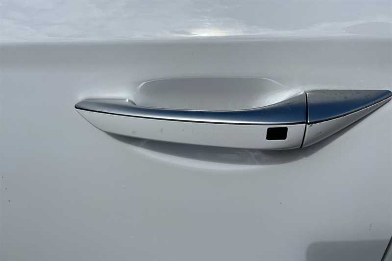 Vehicle 33