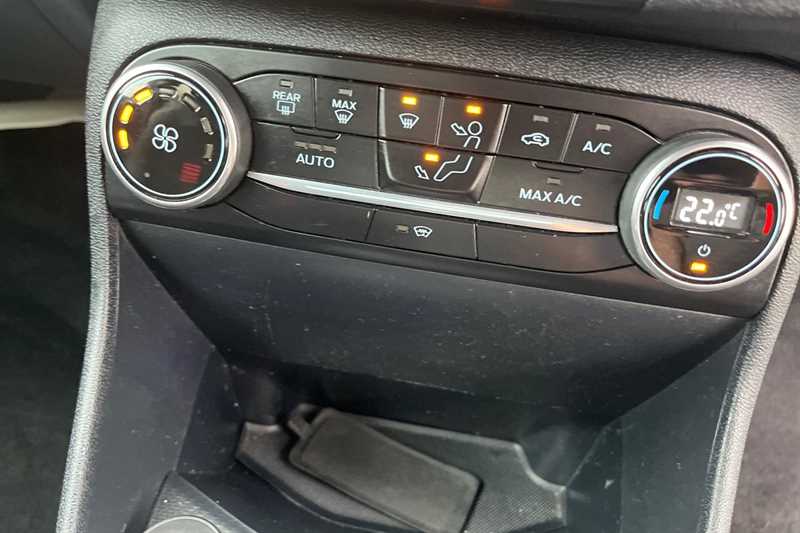 Used Ford Fiesta 2019 for sale - 76447739: Photo 15