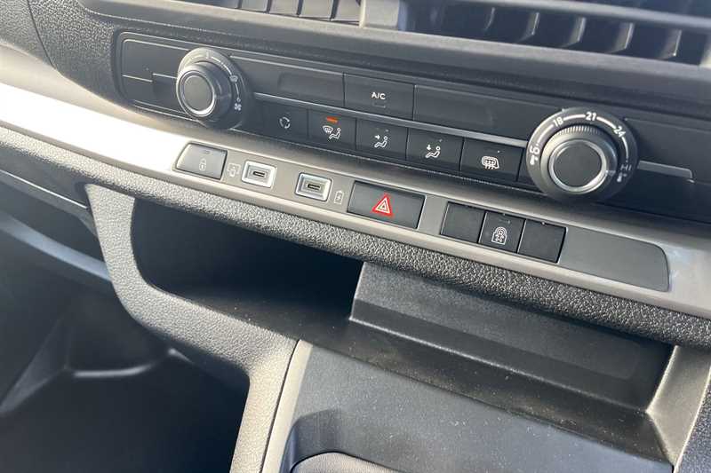 Used Vauxhall Vivaro 2025 for sale - 76938755: Photo 15