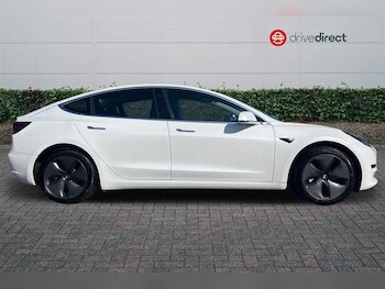 Used Tesla Model 3 2019 for sale - 76125071: Photo