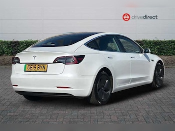 Used Tesla Model 3 2019 for sale - 76125071: Photo